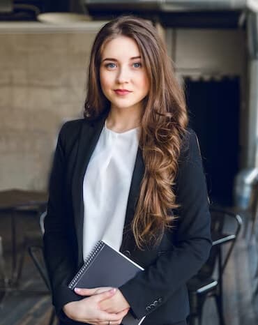 Karniz Fatema, Customer Support